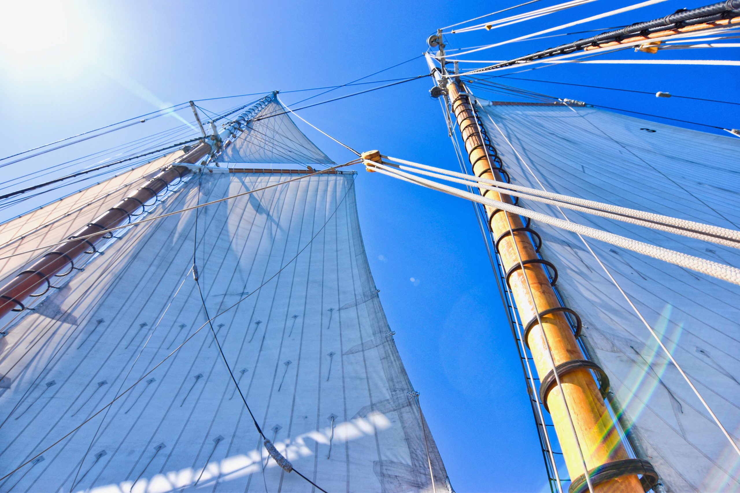 Segelmast (Craig Cameron via Unsplash)